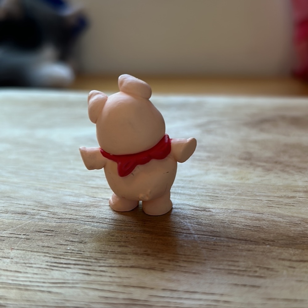 Hallmark Valentine Merry Mini Pig 1989 Vintage Figurine Kisses 💋 xoxo 💋 Cute 🥰 - Picture 2 of 7